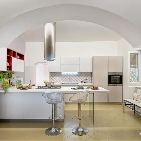 Marinella Villa